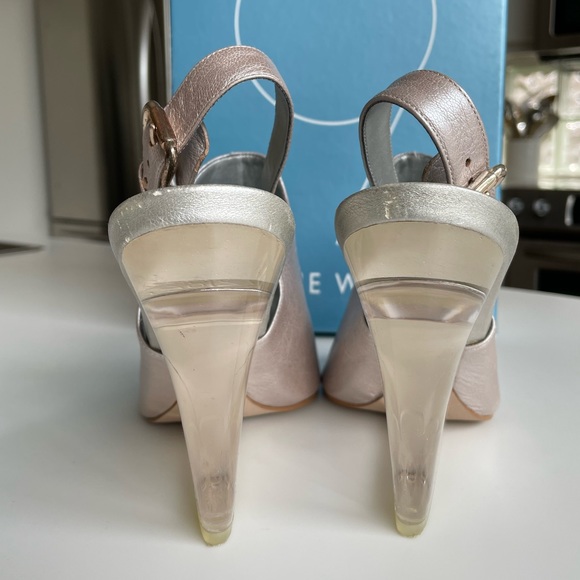 NINE WEST SILVER TOBAGO TRANSLUCENT WEDGE. SIZE 7.5 - Picture 5 of 11